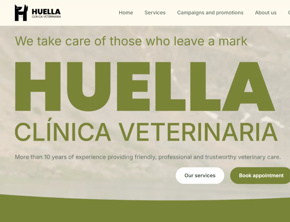 Huella veterinary clinic website screenshot